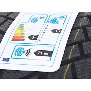 Finitions : Impression quadri haute définition, lamination mate ou brillante. Découpe possible : formes géométriques ou à la forme. Avantages : Colle renfocée pour une application sur surfaces difficiles. Exemples d'applications :  Marquages de conte... 